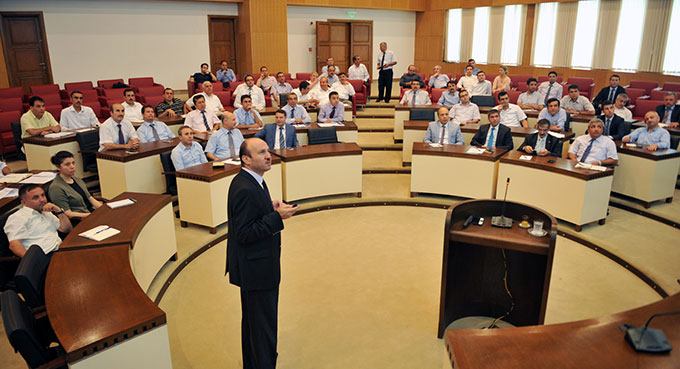 Büyükşehir Belediyesinde Hizmet İçi Eğitim Verildi