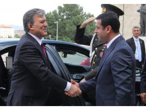 Gül’den Demirtaş’a Veda