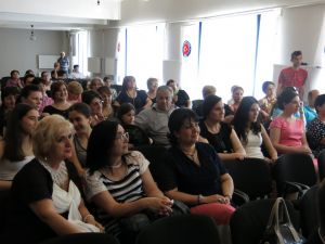 Gürcistan’da Tiflis 152. Kamu Okulu Tiyatro Salonu Yenilendi
