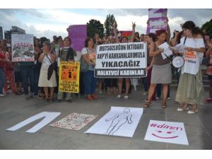 Arınç’ı Böyle Protesto Ettiler