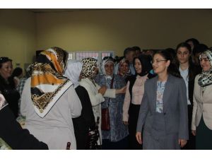 Aile Ve Sosyal Politikalar Bakanı Ayşenur İslam:
