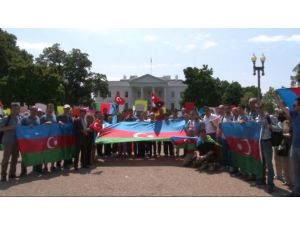 Beyaz Saray Önünde Ermenistan Protestosu