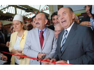 Kadir Topbaş: “Yağışın Tahammül Edilemeyecek Kadar Sıkıntılarını Yaşadık”