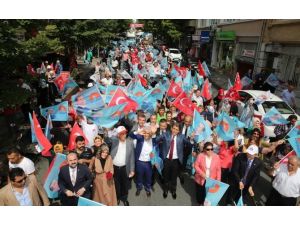 Tayyip Erdoğan İçin Yürüdüler