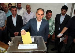 Bakan Kılıç Oy Kullandı