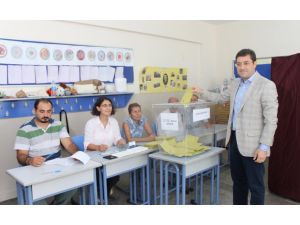 Başkan Murat Hazinedar, Yeni Cumhurbaşkanı İçin Oy Kullandı