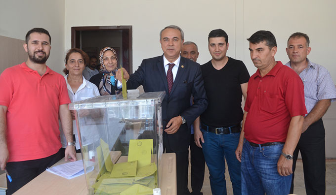 Dedeoğlu, Oyunu Kullandı