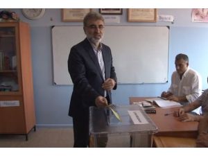 Bakan Yıldız: Elektrik Kesintisi Beklemiyoruz