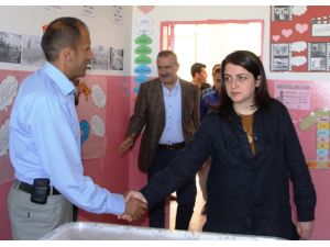 Ak Parti Van Milletvekilerinden Hdp’ye Demokrasi Çağrısı