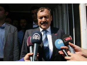 Bakan Uyardı: Tayyip Fırtınası Geliyor, Çatılar Uçacak