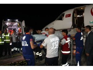 Yaralı 4 Filistinli Türkiye’de