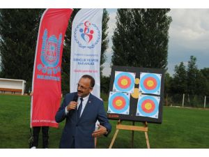 Okçular Gürsu’da Yarıştı
