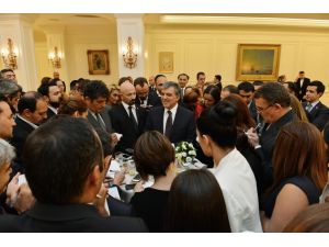 Cumhurbaşkanı Gül, Cumhurbaşkanlığı Muhabirleriyle Biraraya Geldi