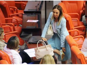 Chpli Nazlıakadan Ayakkabılı Tepki