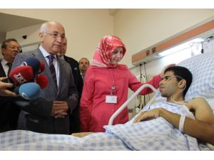 Hükümetten Azeri Ve Gazzeli Yaralıları Ziyaretler