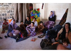 Viranşehire 60 Kişilik Yezidi Grup Daha Getirildi