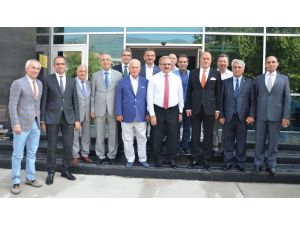 İş Adamları İstikrarın Devamını İstiyor