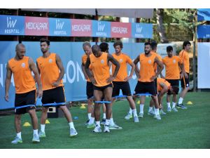 Galatasaray Yeni Sezon Hazırlıklarını Sürdürüyor