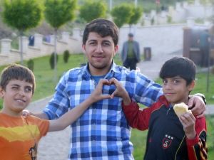 İmam Hatipliler Ve Kimsesiz Çocuklar Uçurtma Şenliğinde Buluşuyor
