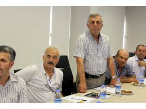 Uedas Muhtarları Dinledi