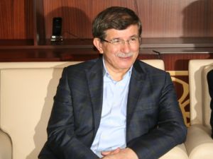 Dışişleri Bakanı Davutoğlu Kars’ta