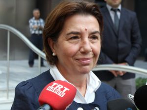 Ayşe Nur Bahçekapılı: “Nereden Gelirse Gelsin Teröre Karşı Durmak Gerekir”