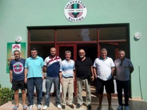 Bursaspor Eski Başkanı Murat Gülez’den Yalovaspor’a Destek