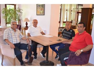 Hatayspor İle İskenderunspor Kulüp Başkanları Kızılcahamamda Bir Araya Geldi
