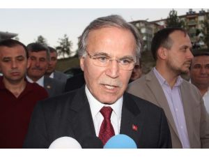 Yeni Başbakanı İşaret Etti