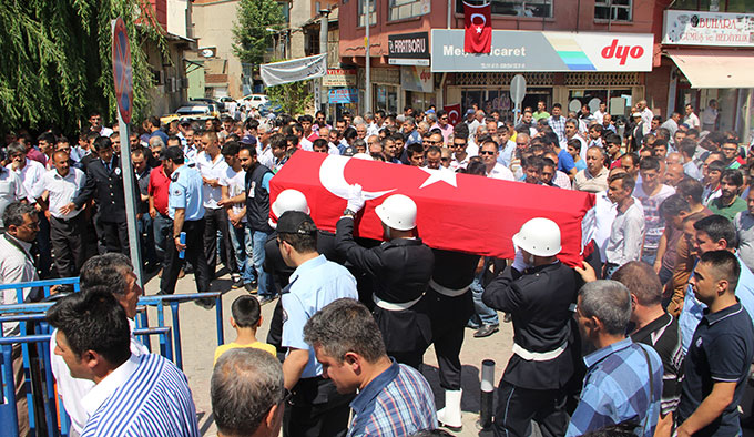 Şehit Polis Memleketi Kahramanmaraş’ta Toprağa Verildi
