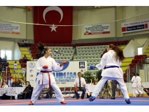 Palandöken Karate Turnuvası Noktalandı