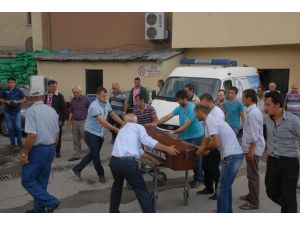Kaçak Ocakta Ölen Madenci Toprağa Verildi