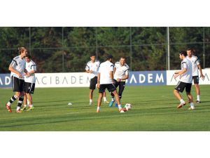 Beşiktaş, Arsenal Maçının Hazırlıklarını Tamamladı