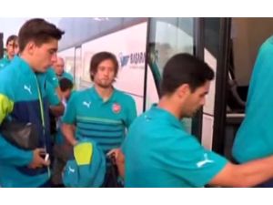 Dev Maç İçin İstanbul’a Geldiler, Mesut Özil Yok