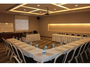 Toplantı Salonları Daha Ekonomik Ve Kullanışlı