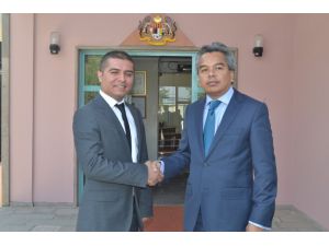 Malezya Büyükelçisi Zin, Angef Heyetini Kabul Etti