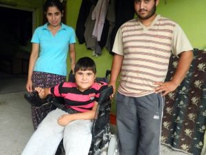 Küçük Burakcan Adım Atmak İçin Yardım Bekliyor