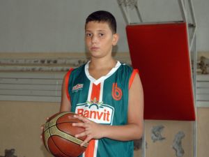 Genç Basketbolcu Alperen Şengün Banvitte