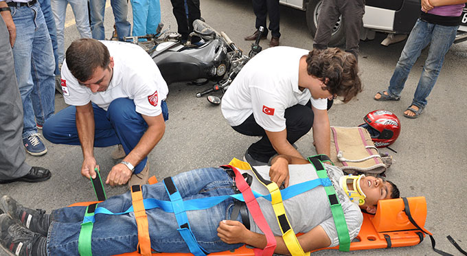 Kaskı Hayatını Kurtardı