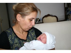 Doğumdan Sonra Ölen Kadının Ailesi Hukuk Savaşı Başlattı