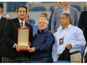 Roma’dan Yıldırım’a Plaket