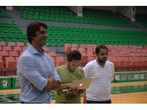 Doğuştan Gençlere Oyunda Kal