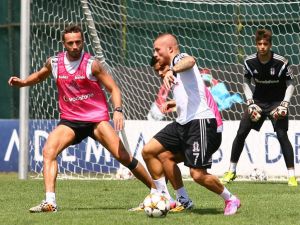 Beşiktaş, Arsenal Maçının Hazırlıklarına Başladı