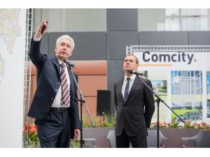 Rusya Başbakanı Medvedev, Türk İnşaat Firmasının Şantiyesini Gezdi