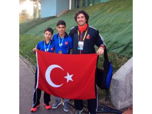 Öznur, Avrupa’yı Sallıyor