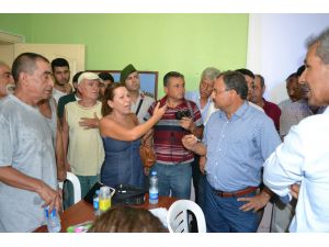 Halk, Halkın Katılımı Toplantısını Protesto Etti