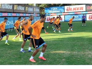 Galatasaray, Fenerbahçe Maçının Hazırlıklarını Sürdürdü
