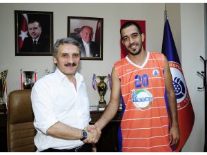İstanbul Büyükşehir Belediyespor Burak Erol’la Nikah Tazeledi