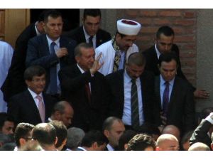 Halef İle Selef Aynı Camide