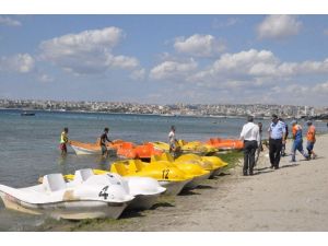 Denizdeki Cisim Hareketli Anlar Yaşattı